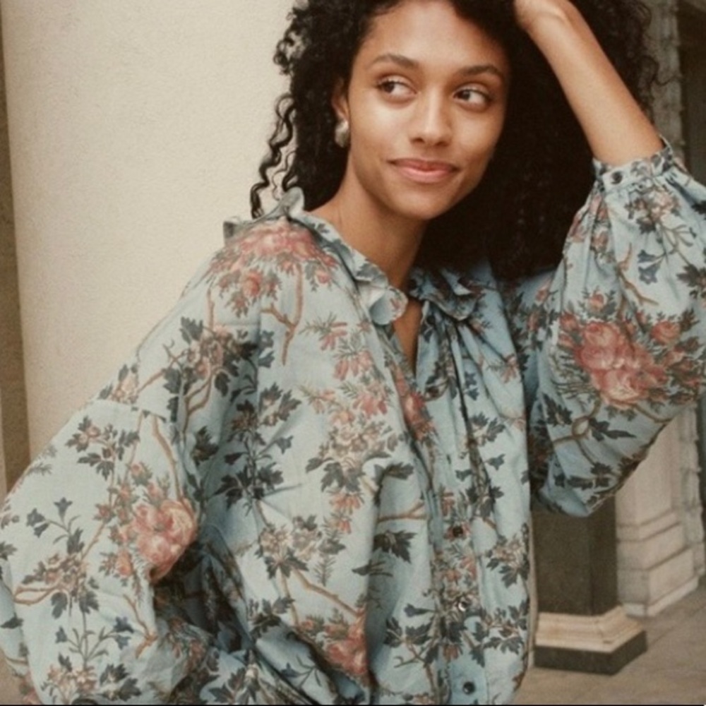 DÔEN Rosebay Bluebell Summer Floral Blouse